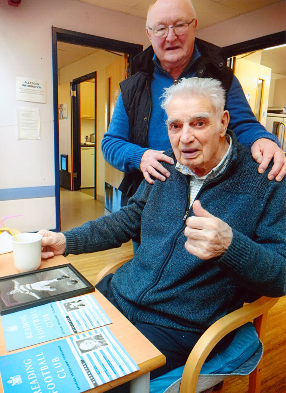 Photo of Eddie McLaren with Norman Tilby, life-long supporter and Club Vice-President.
